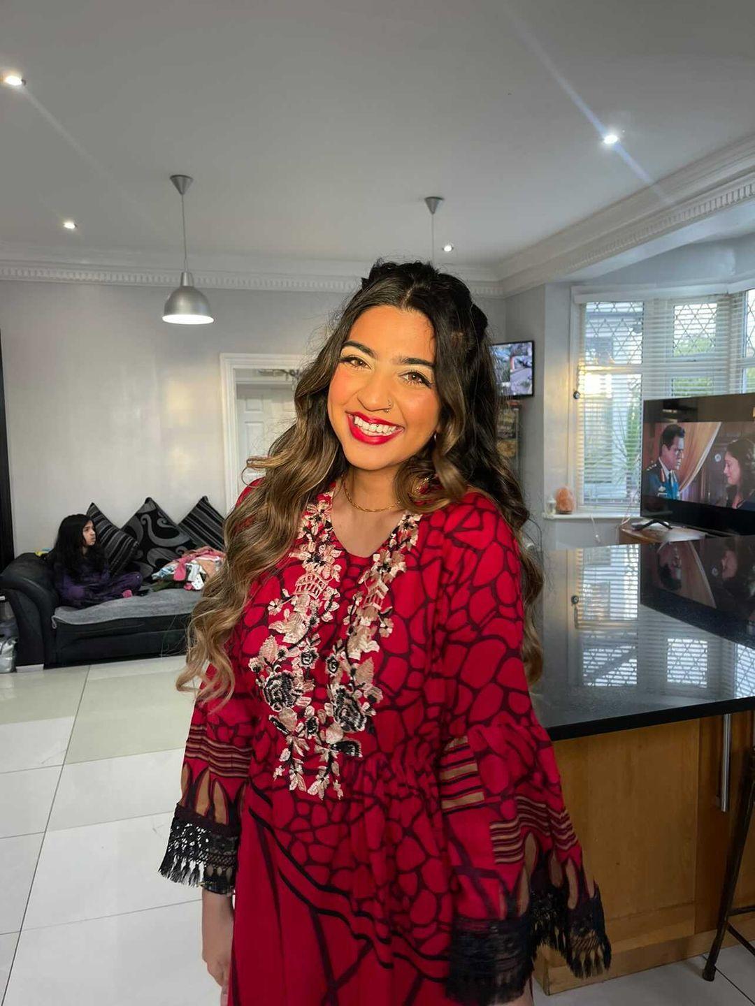 Blackpink/or red depends how you see it